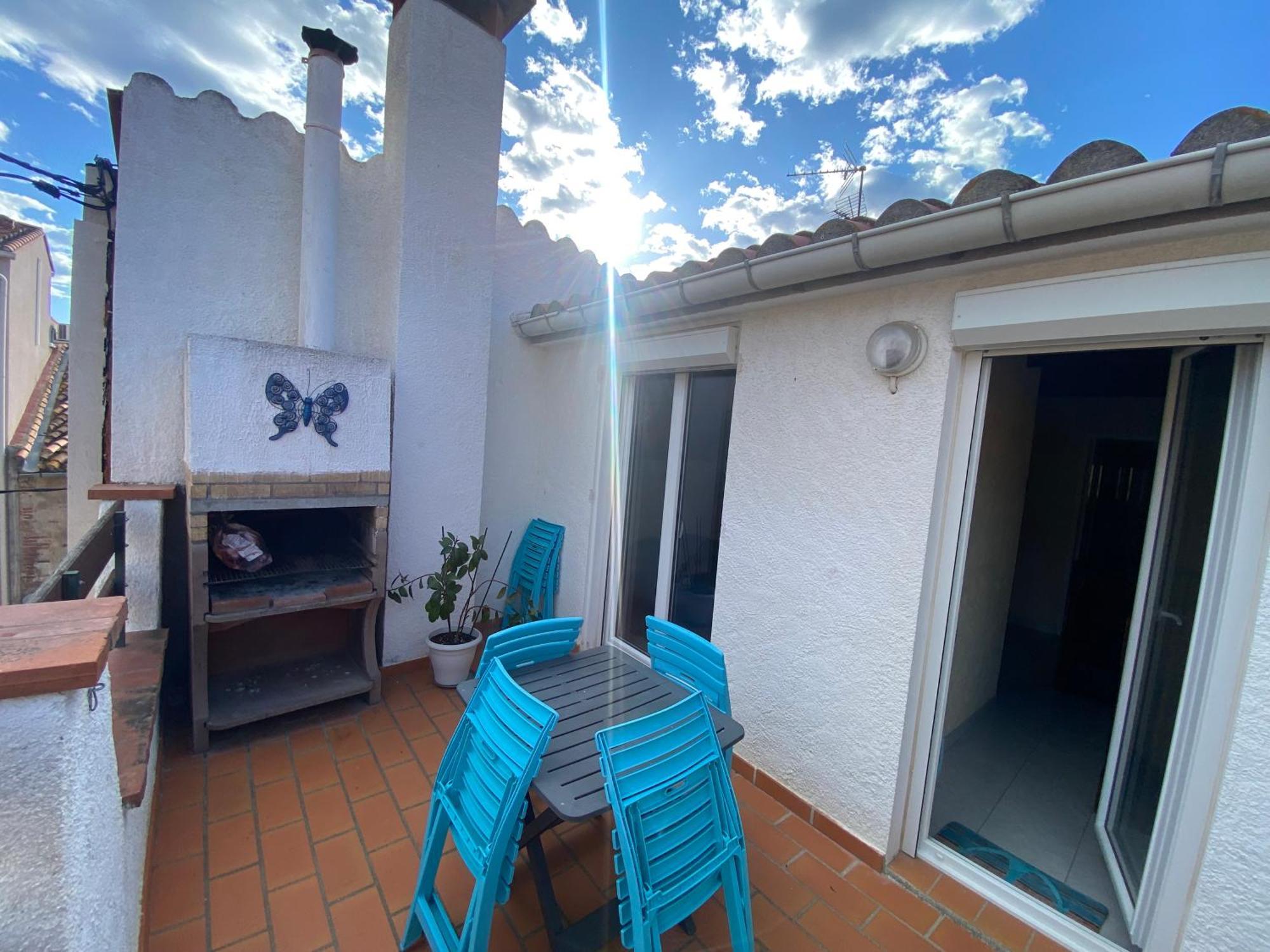 Maison Au Coeur Du Village Avec Garage Saint-Cyprien  Exteriör bild